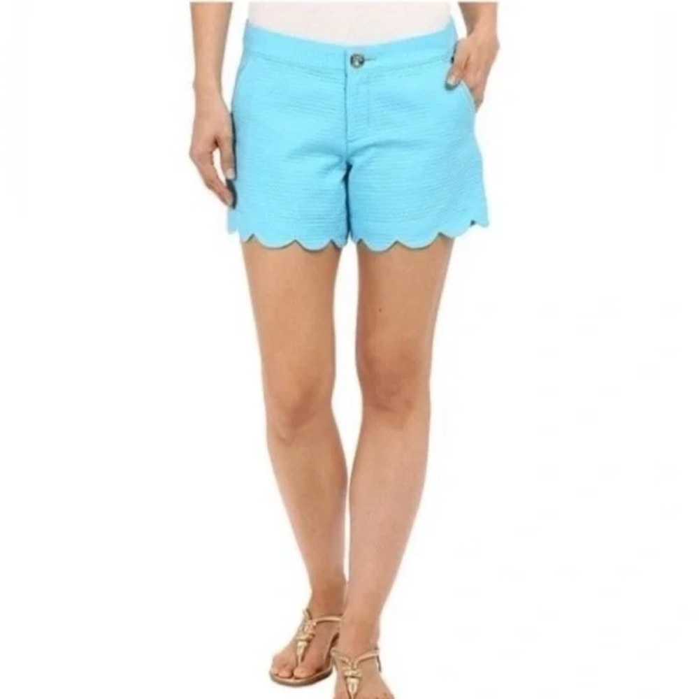 ✨NEW - Lilly Pulitzer Buttercup Stretch Shorts -
Blue Horizon - size 00✨
